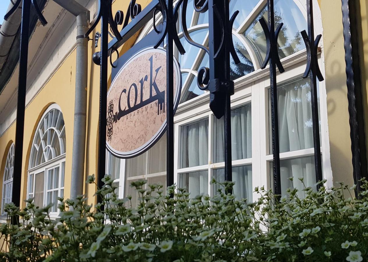 Cork Apartman 埃格尔 外观 照片